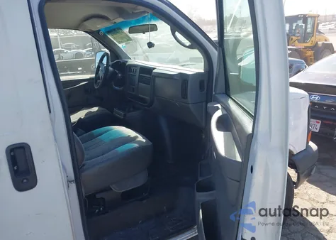 2007 GMC Savana Work Van from USA, damaged, VIN 1GTGG25V771129674